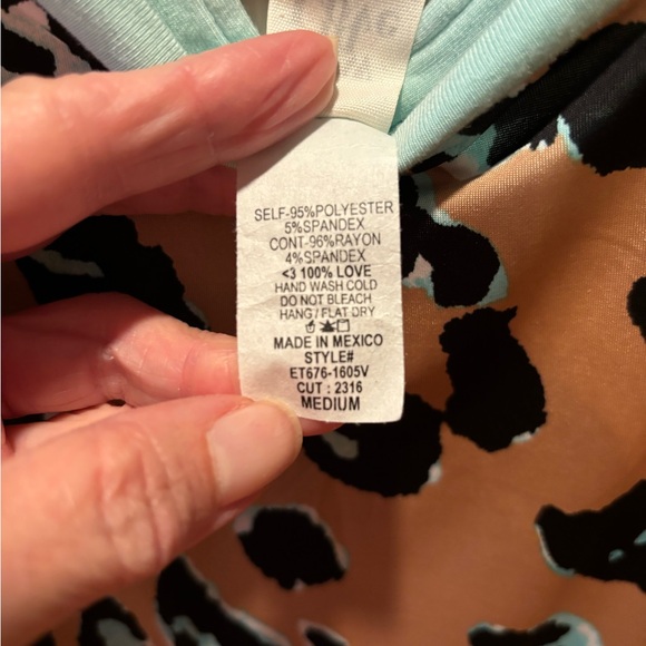 Sew In Love Top - Picture 7 of 7